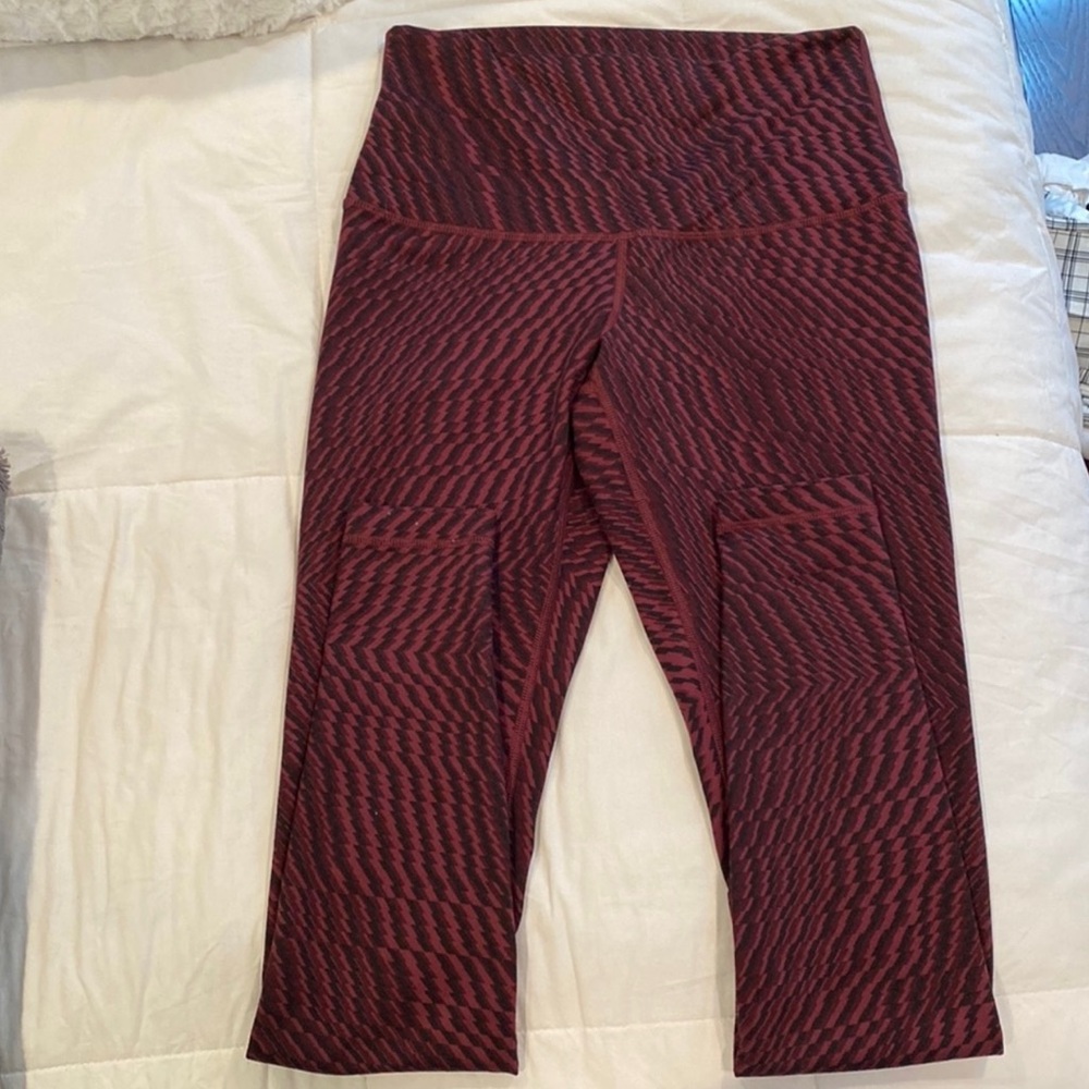 Lululemon wunder under